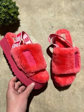UGG Disco Slide Slippers Women Size 9‎ Pink Shearling Platform Cozy Comfort